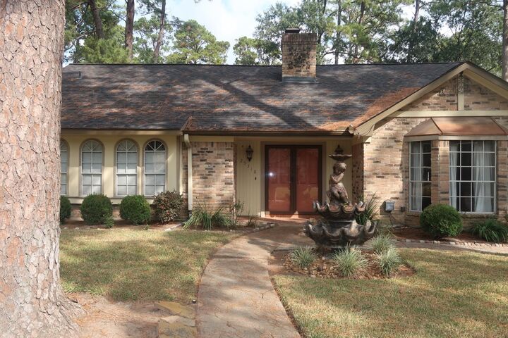 Property Photo:  25318 Lynbriar Lane  TX 77373 