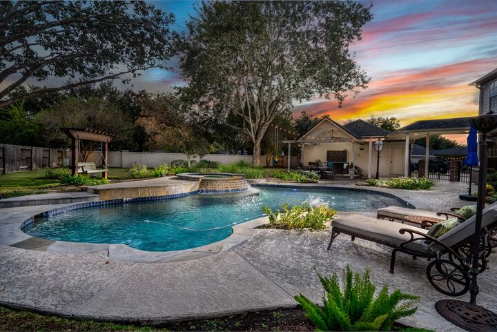 Property Photo: 13906 Mount Airy Court TX 77429