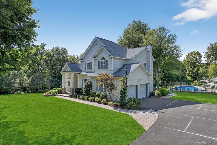 Property Photo:  1 Fox Road  NY 10921 