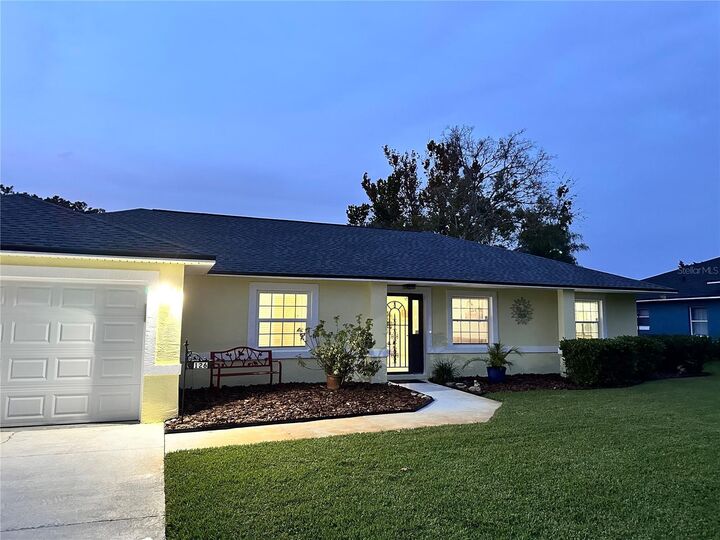 Property Photo:  126 Bayside Drive  FL 32137 