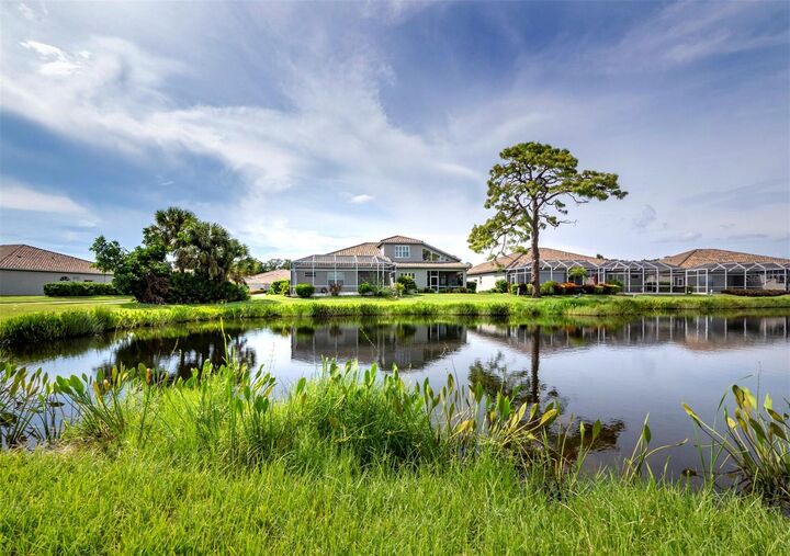 Property Photo: 8737 Pebble Creek Lane FL 34238