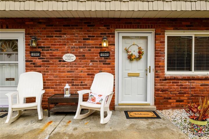 Property Photo: 10905 Carroll Wood Way MO 63128