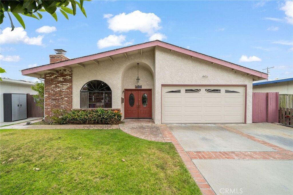 Property Photo:  1330 Gates Avenue  CA 90266 
