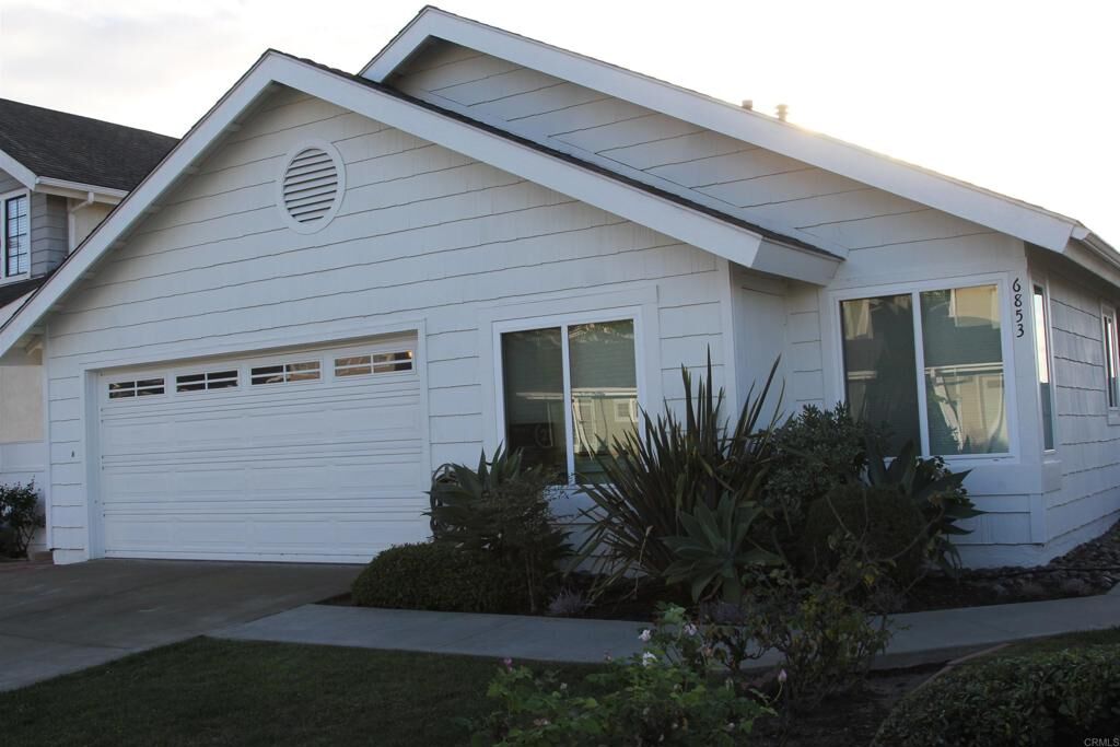 Property Photo:  6853 Shearwaters Drive  CA 92011 