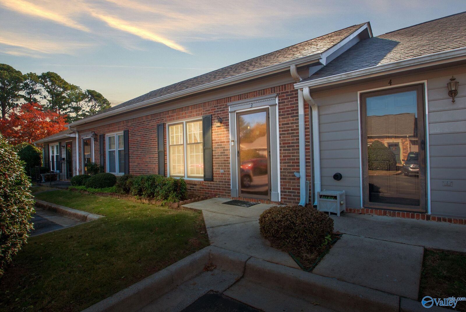 Property Photo:  8146 Oldfield Road SW 3G  AL 35802 