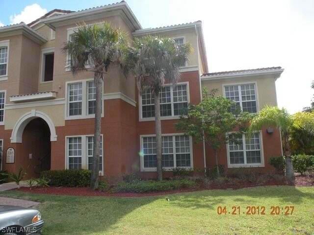 Property Photo: 7065 Sierra Club Circle FL 34113