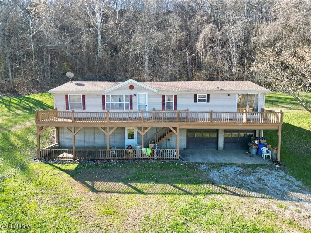 Property Photo: 10115 Old River Road OH 43720