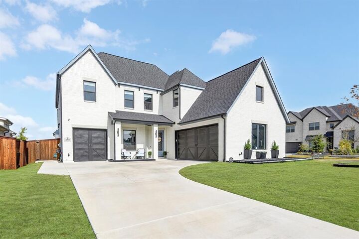 Property Photo:  3950 Medio Creek Drive  TX 75078 