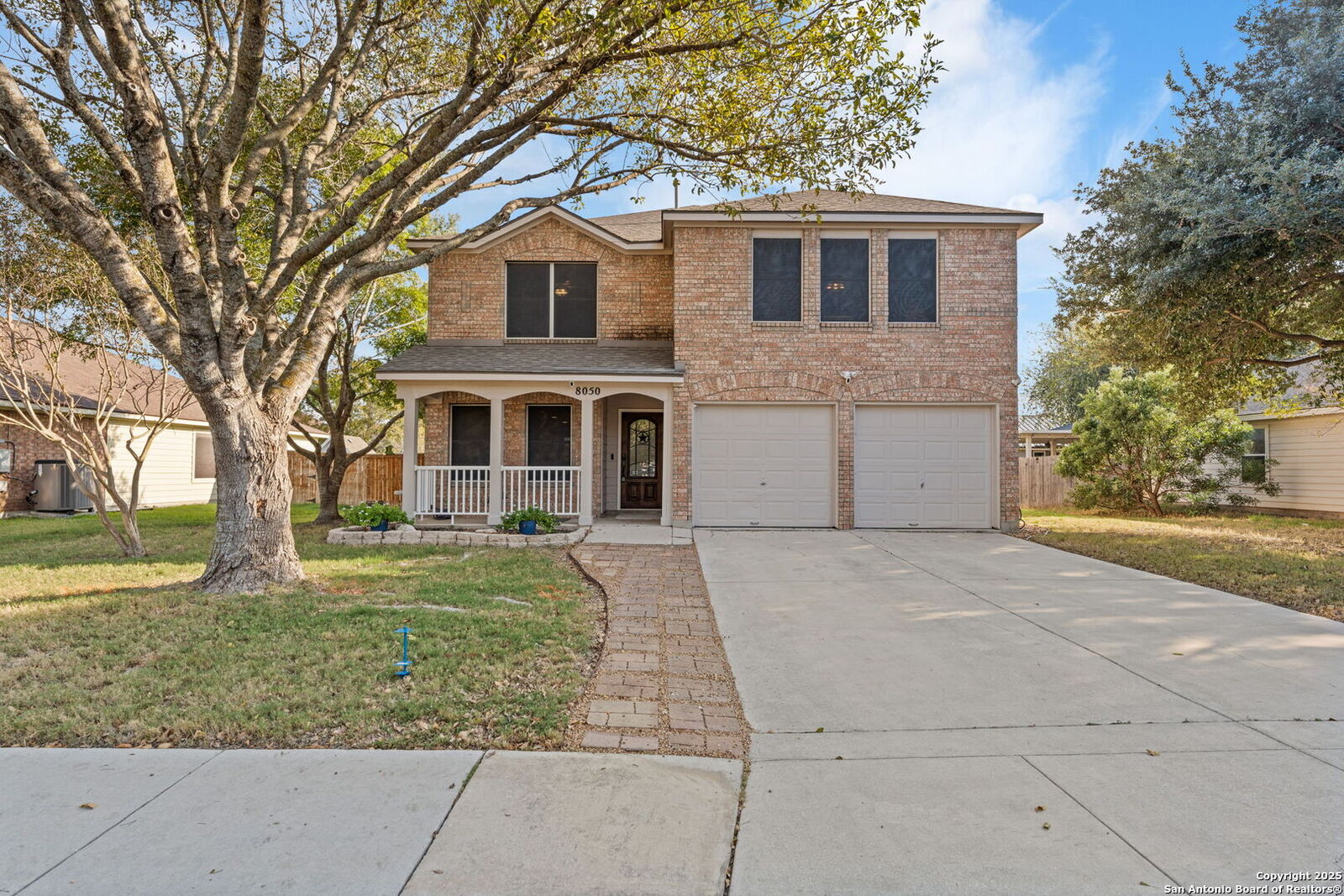 Property Photo:  8050 Rosespur  TX 78154 