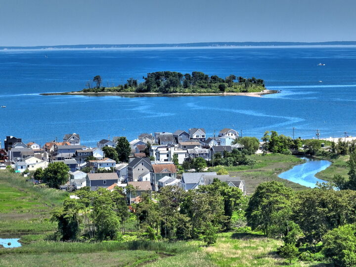 Property Photo: 308 Meadowside Road Apt 202 CT 06460