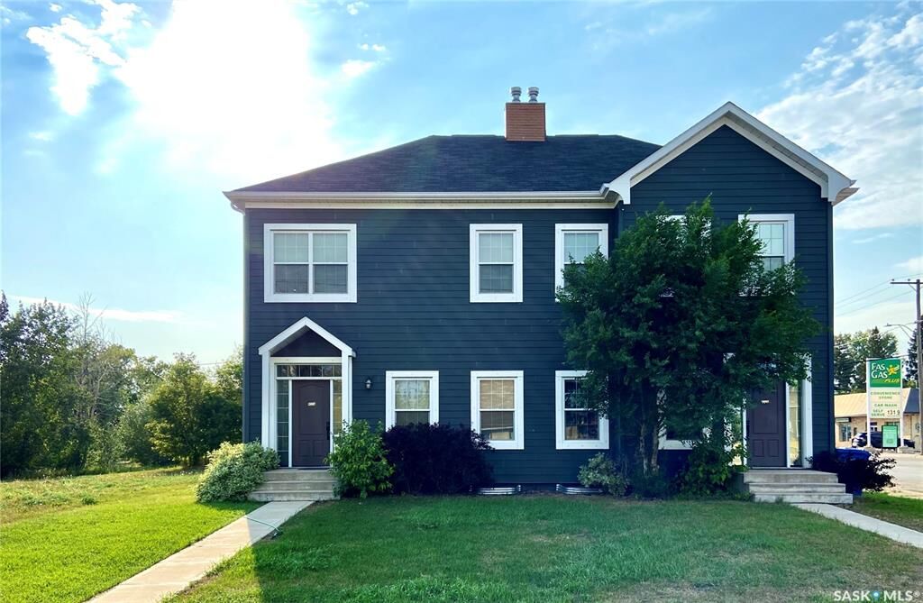 Property Photo: 422 St Mary Street A & B SK S0A 0X0