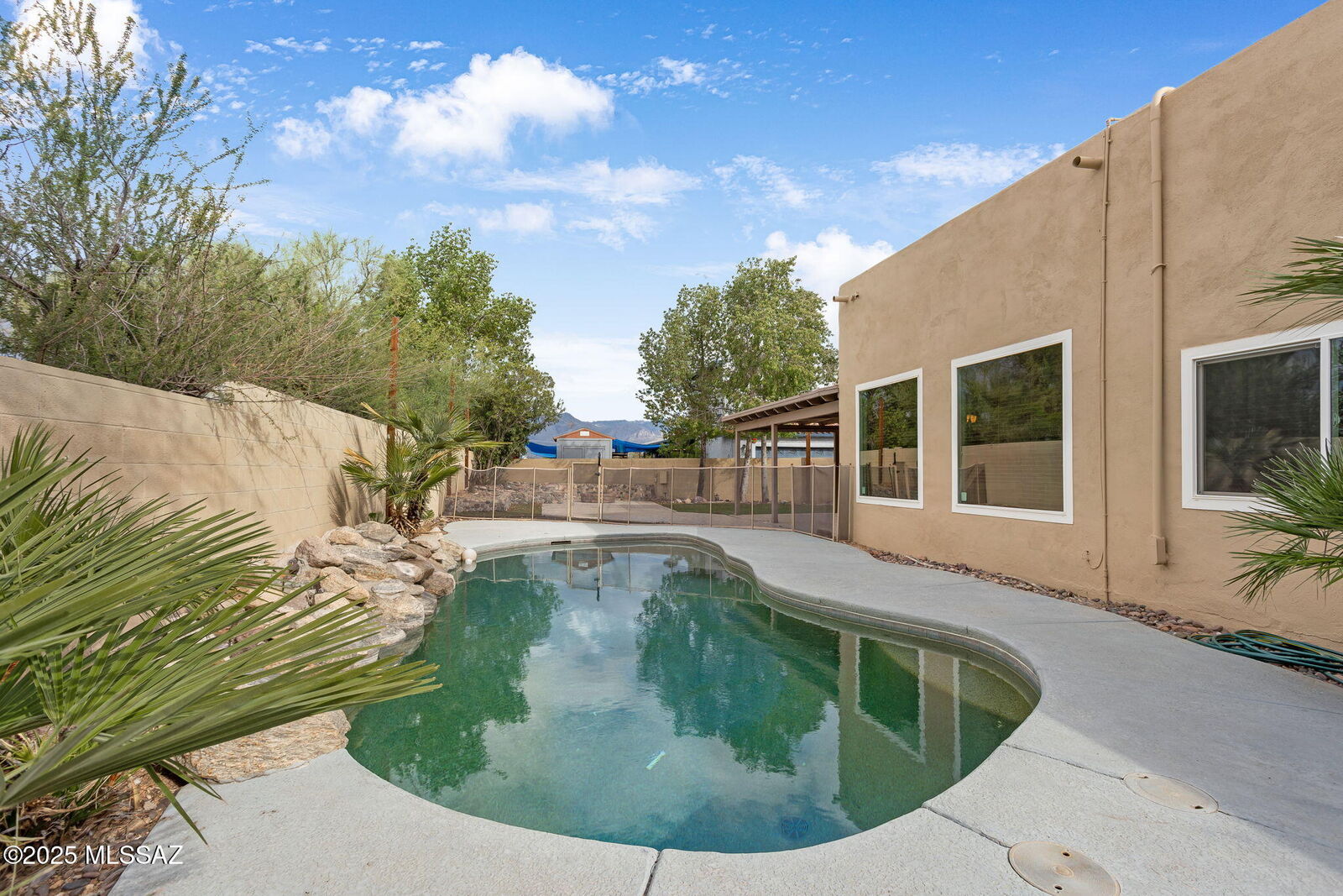 Property Photo:  1571 N Saddleback Avenue  AZ 85715 