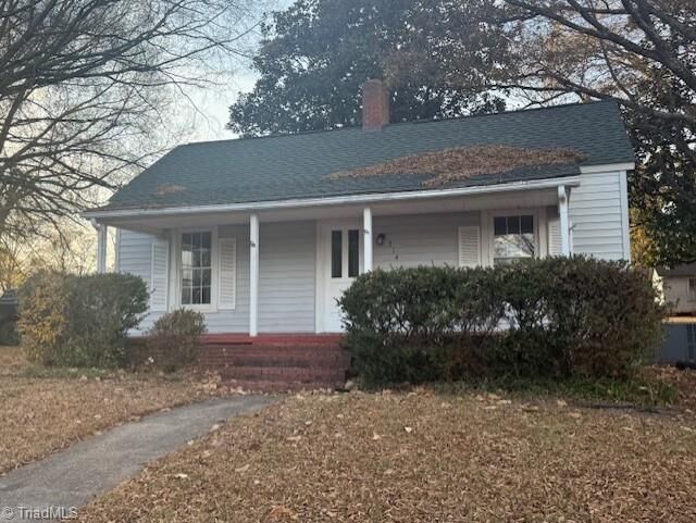 Property Photo: 314 N 4th Avenue NC 27027