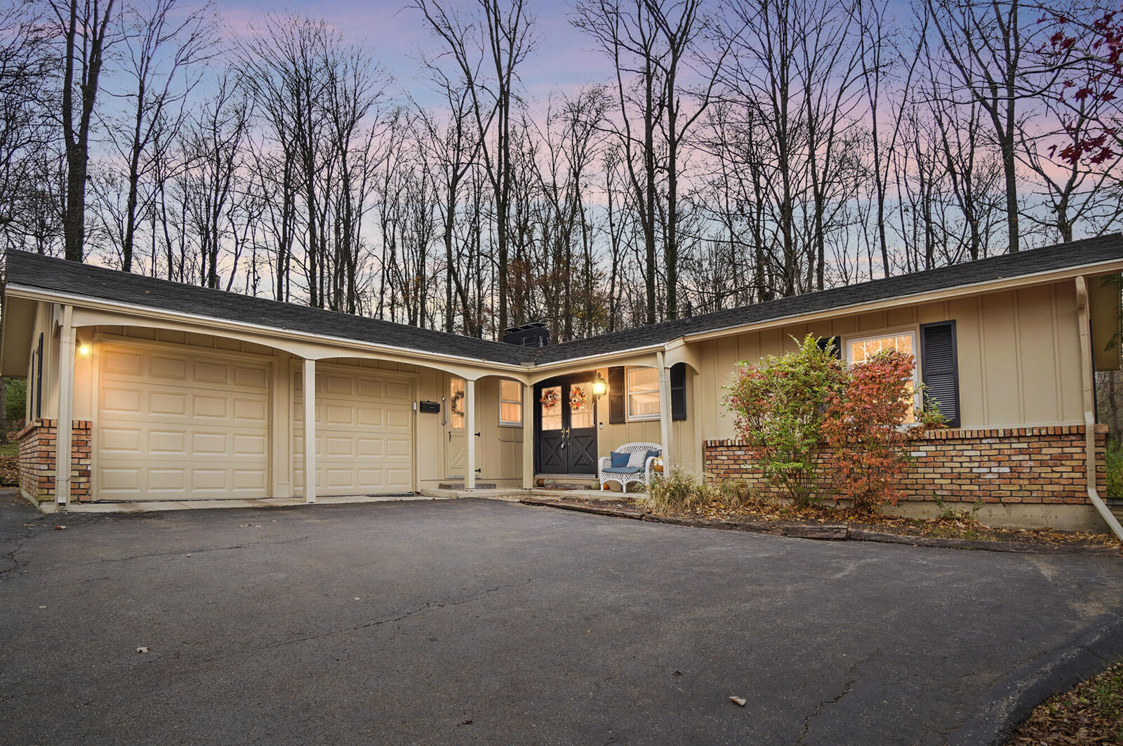 Property Photo:  2919 Locust Drive  OH 45504 