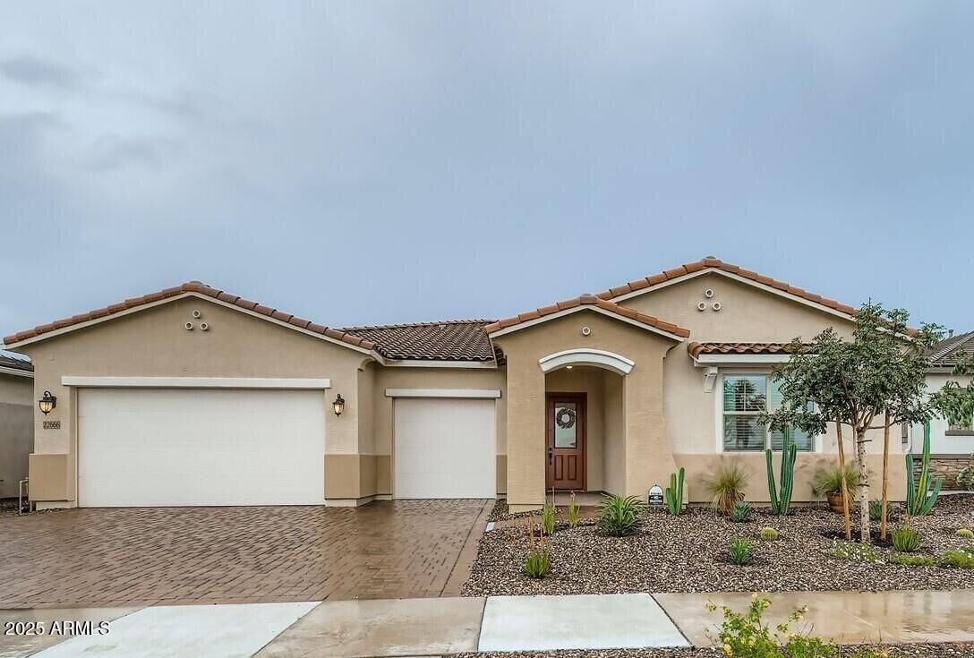 Property Photo: 22666 E Firestone Drive AZ 85142