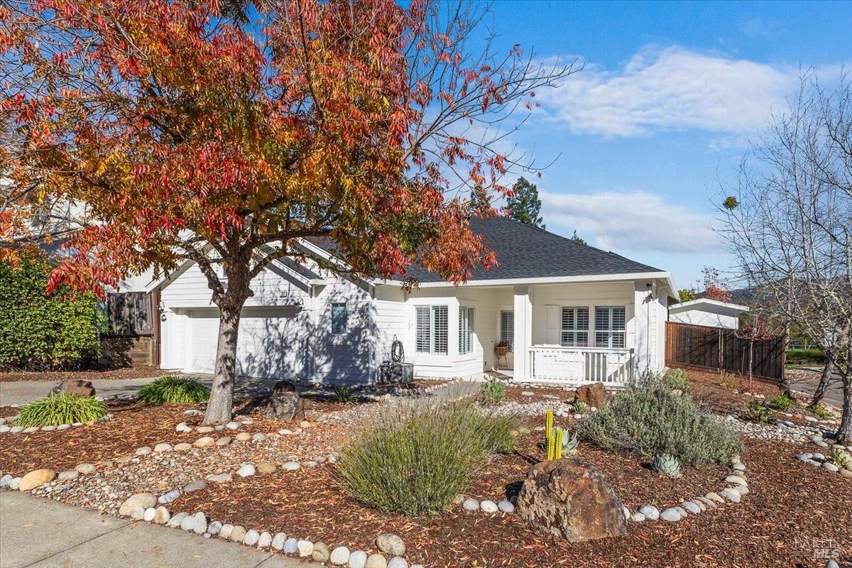 Property Photo:  302 Laurel Court  CA 95425 