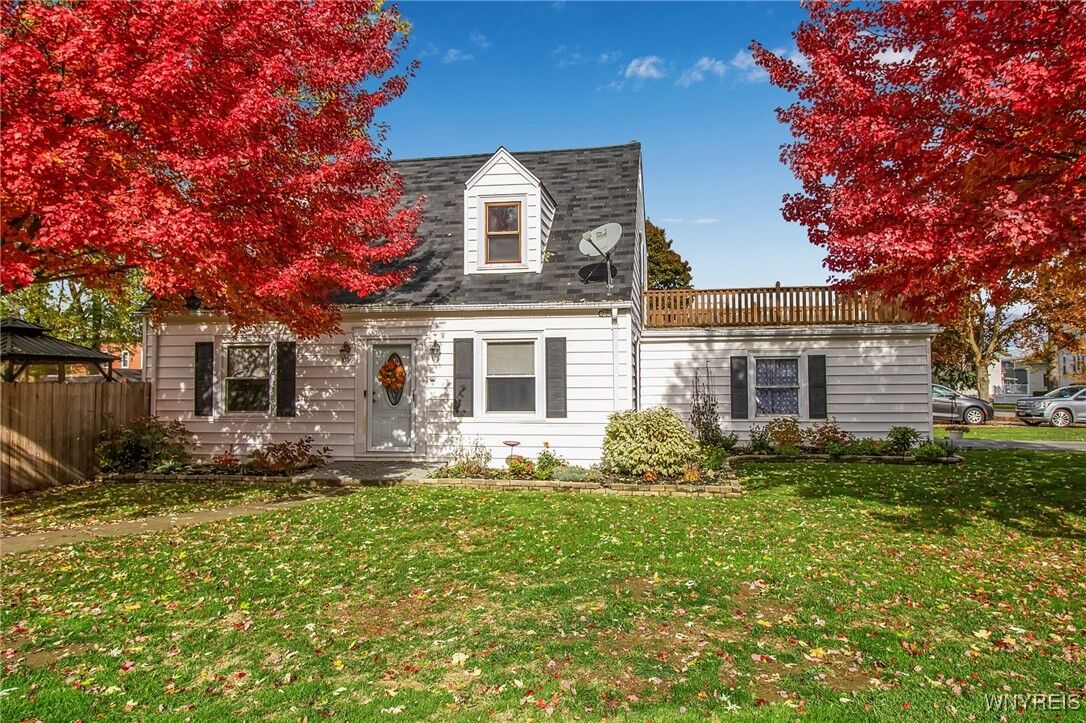 Property Photo: 8399 Park Avenue NY 14067