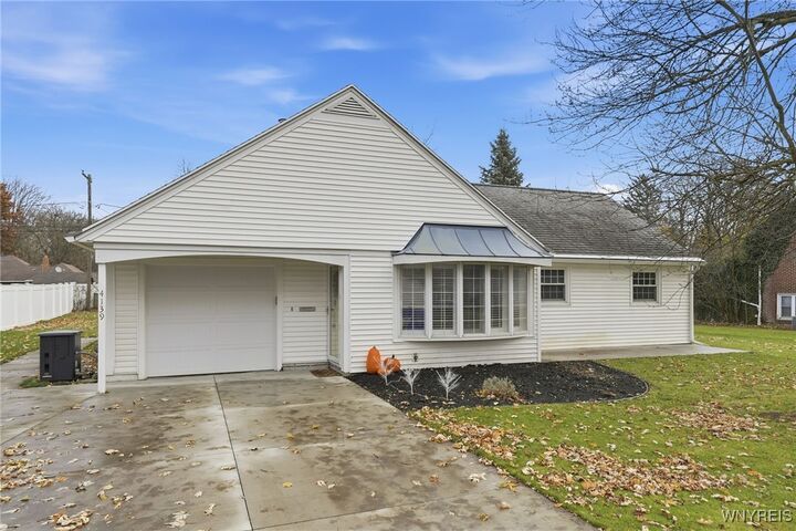 Property Photo: 4139 Wildwood Drive NY 14221