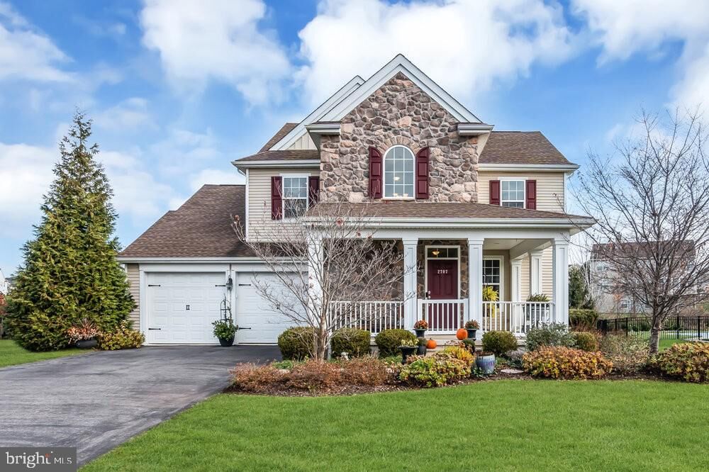 Property Photo:  2707 Sheffield Drive  PA 18040 