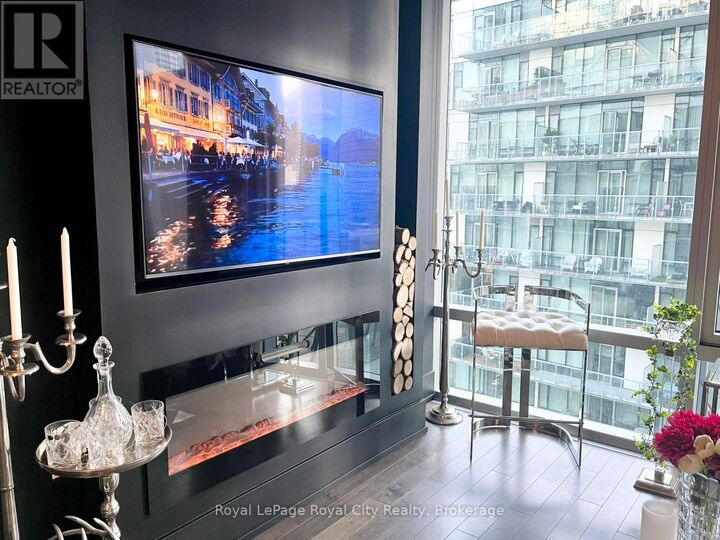 Property Photo: 39 Queens Quay East 830 ON M5E 0A5