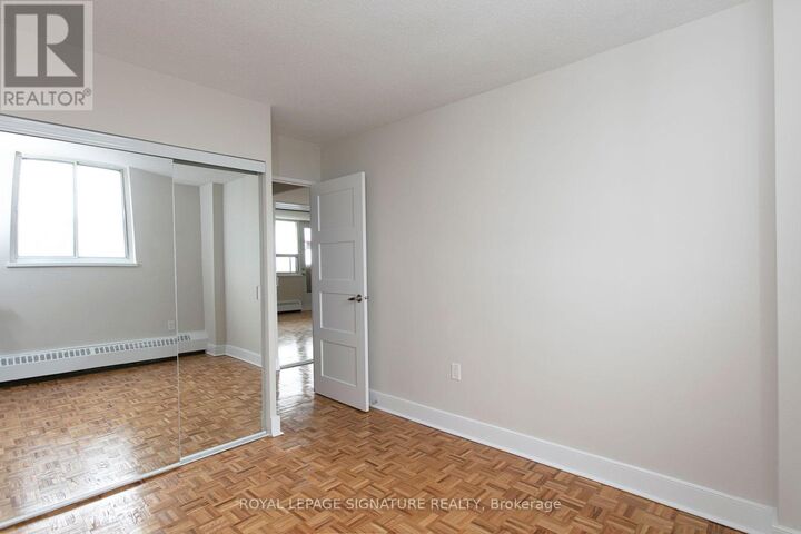 Property Photo:  1500 Bathurst Street 404  ON M5P 3L3 