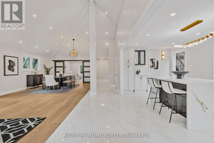 Property Photo:  347 Mapledene Drive  ON L9G 2K3 