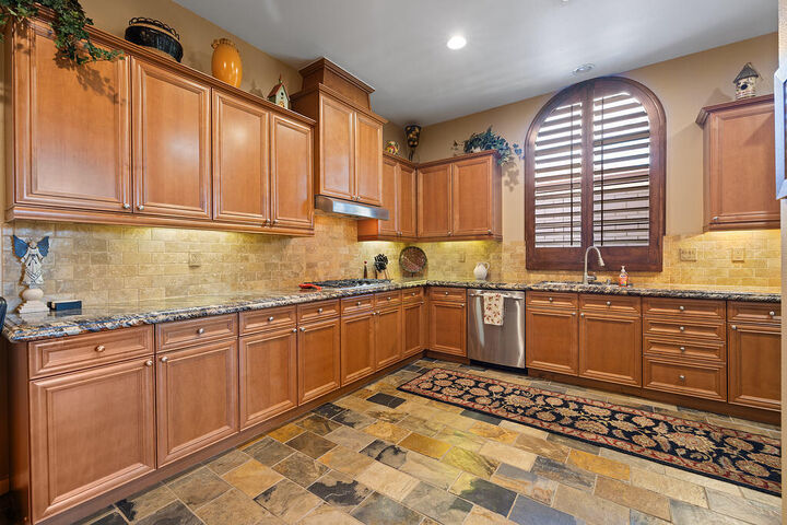 Property Photo:  6331 Via Stasera  CA 92260 