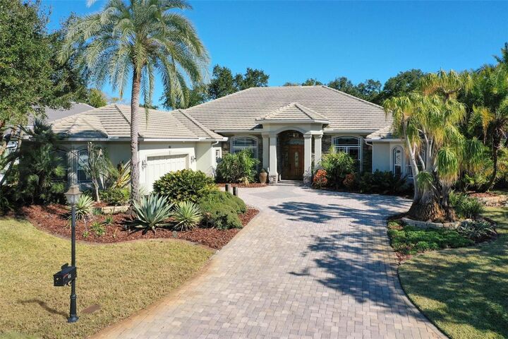 Property Photo:  46 Old Oak Drive S  FL 32137 