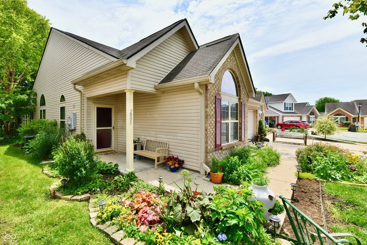 Property Photo: 2805 Rylee Court IN 46143
