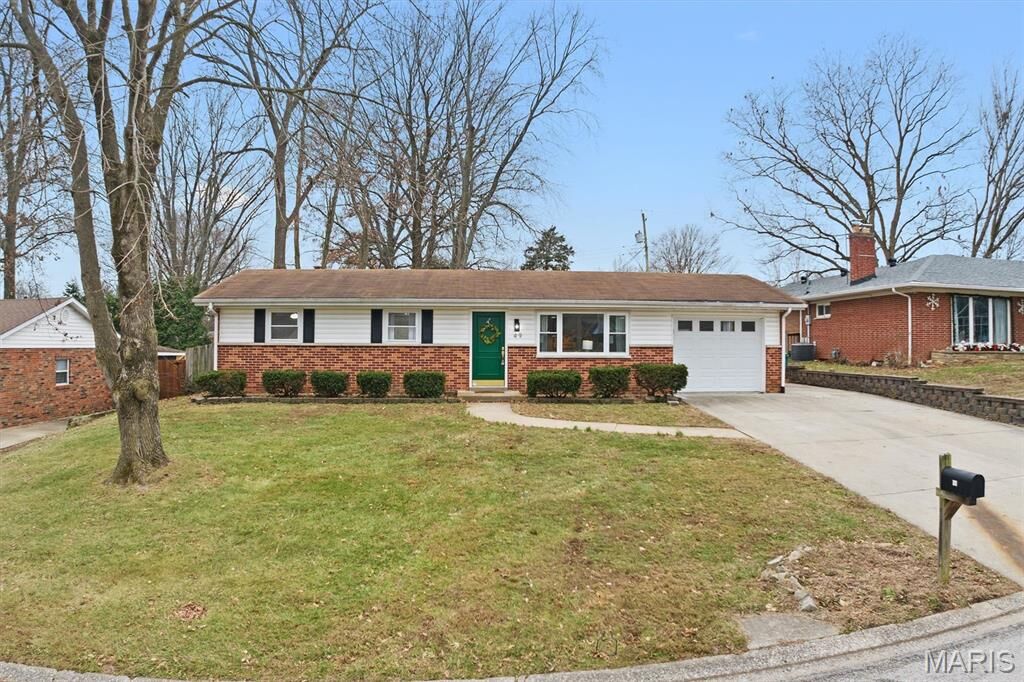 Property Photo: 49 Dianne Drive IL 62220