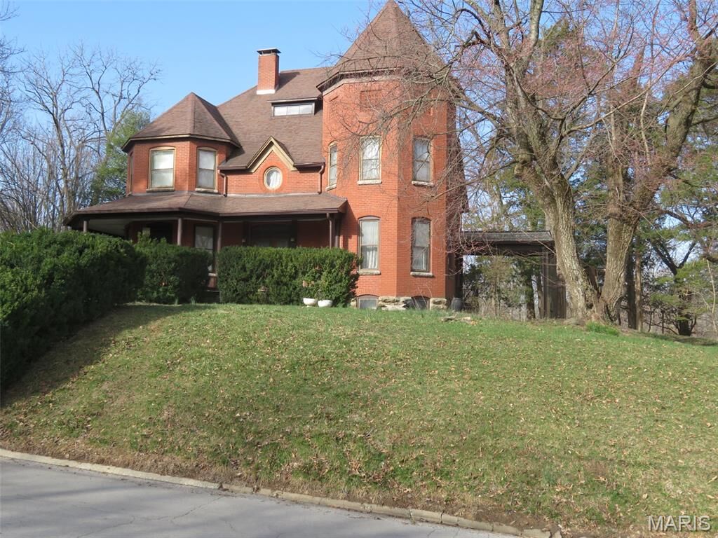 Property Photo:  1312 Old Trenton Road  IL 62249 