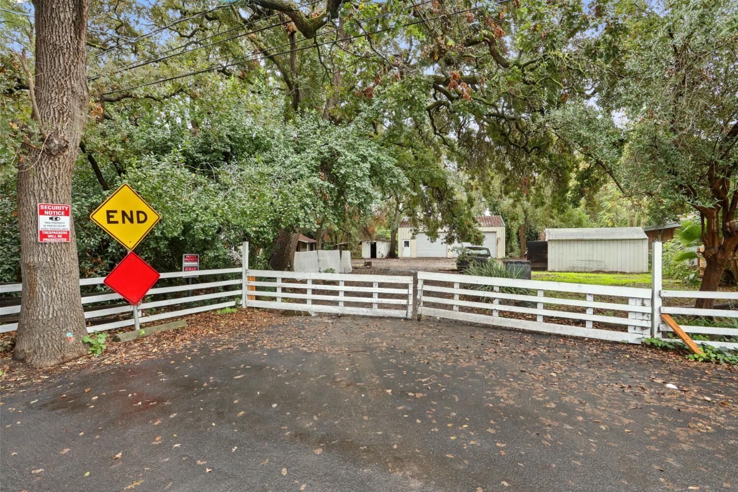 Property Photo:  1012 Leaf Avenue  CA 95207 