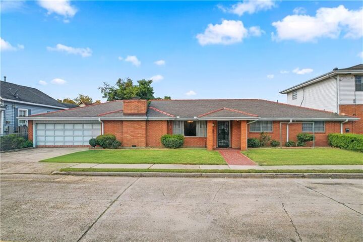 Property Photo:  511 9th Street  LA 70053 