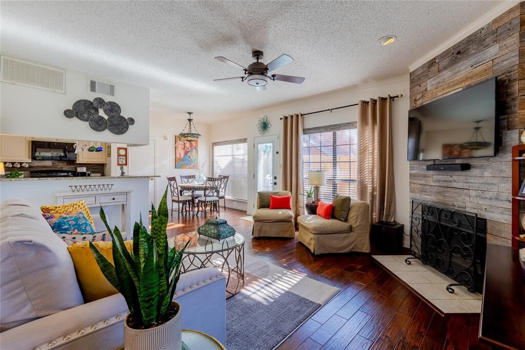 Property Photo:  5619 Preston Oaks Road 502  TX 75254 