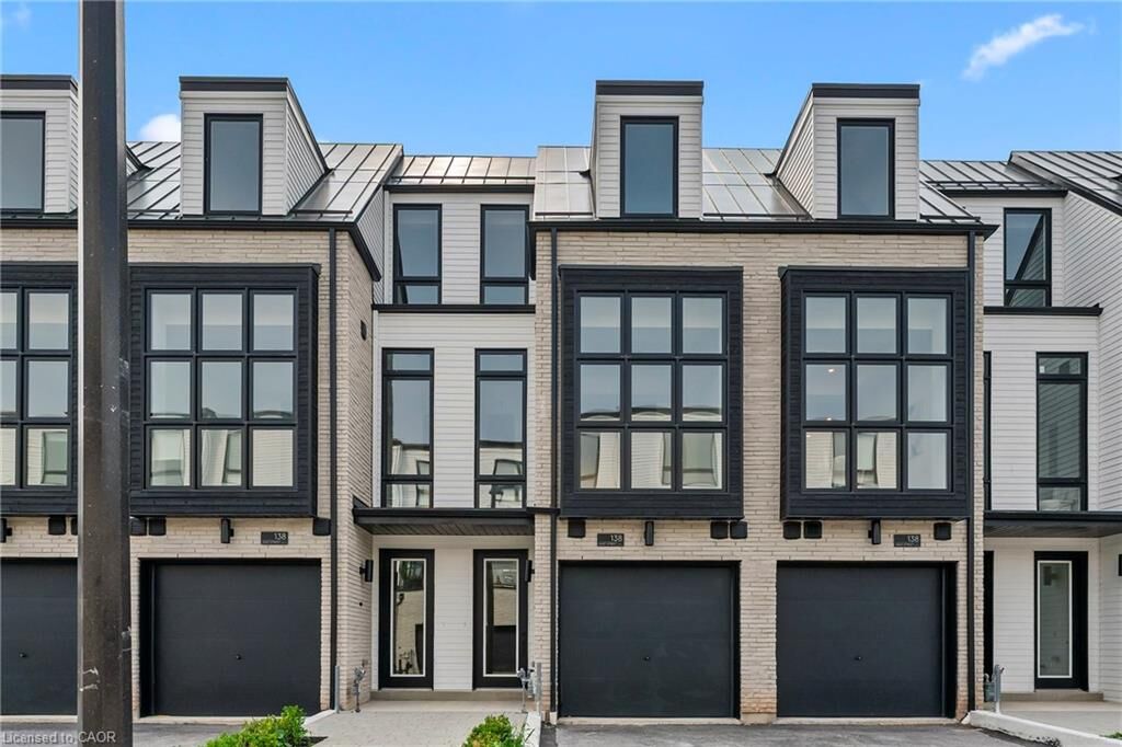 Property Photo:  138 East Street 4  ON L6L 0H9 