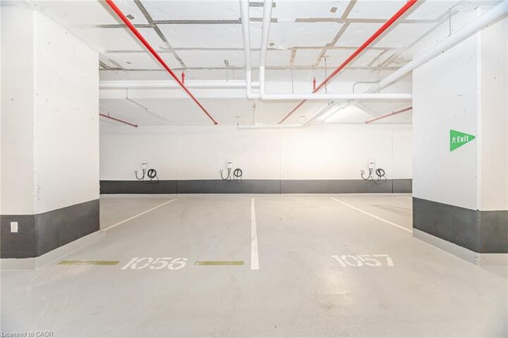 Property Photo:  3240 William Coltson Avenue 1901  ON L6H 8C8 