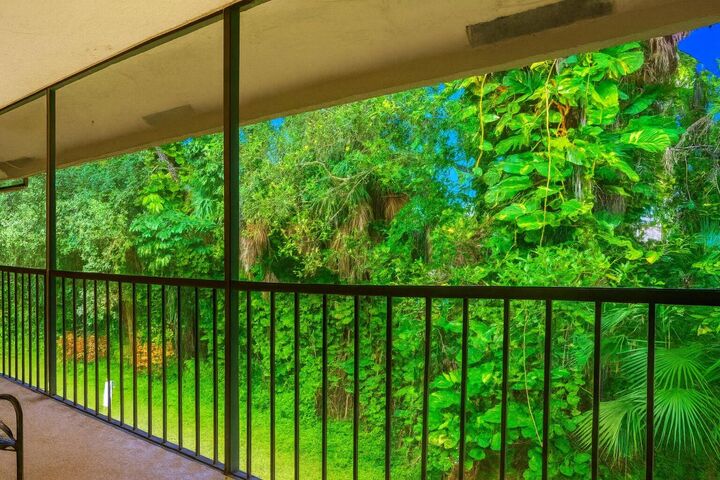 Property Photo: 5600 Coach House Circle FL 33486