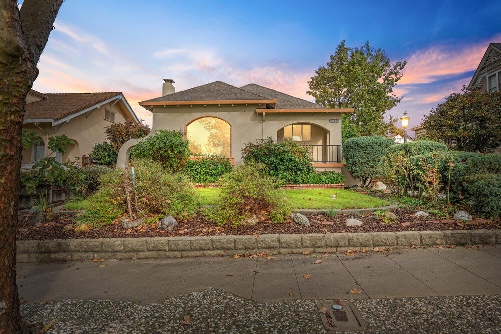 Property Photo: 588 6th Street CA 95023