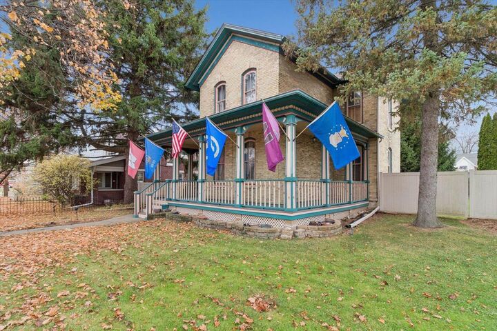 Property Photo:  419 Milton Avenue  WI 53545 