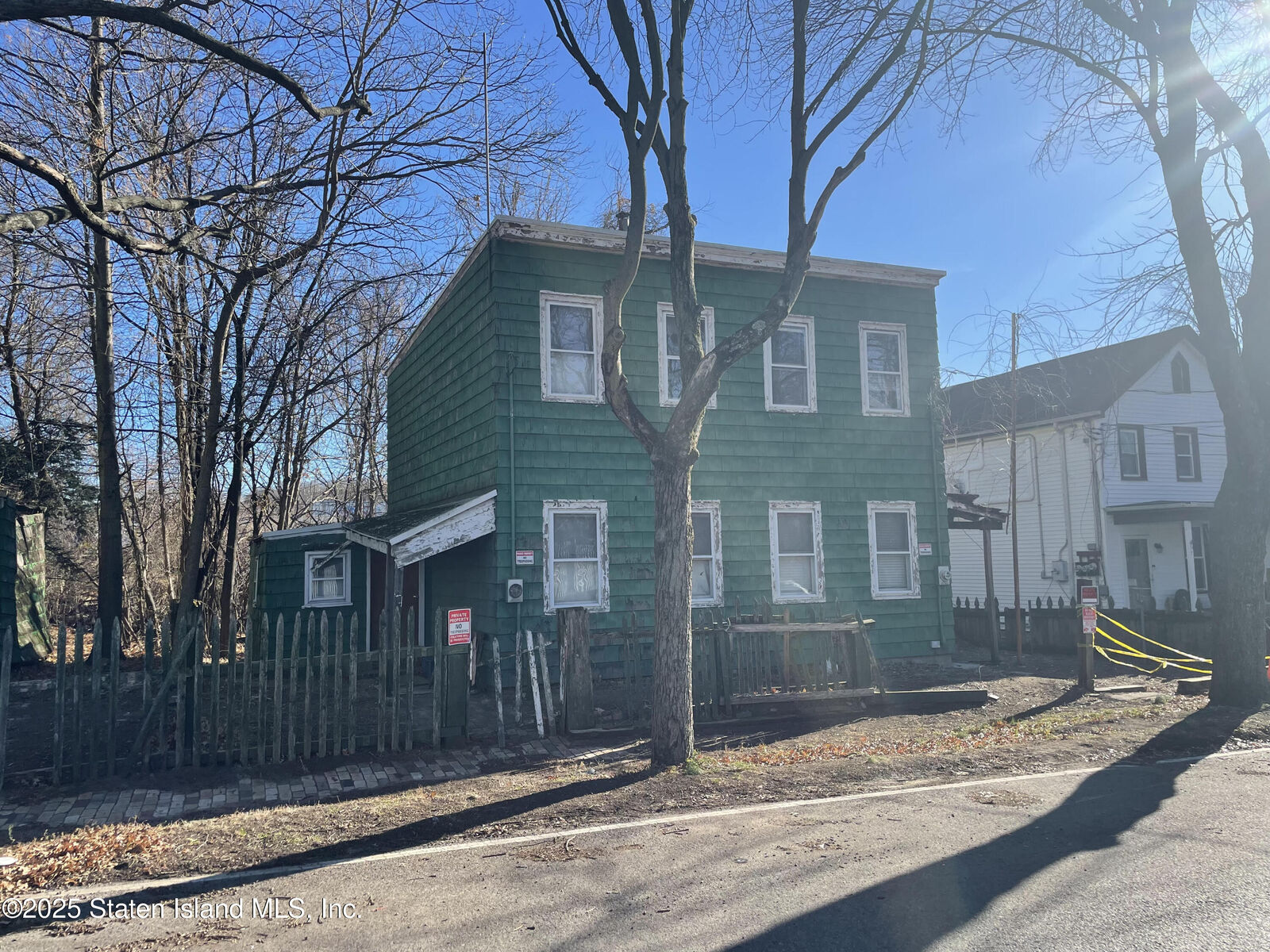 Property Photo:  71-73 Kreischer Street  NY 10309 