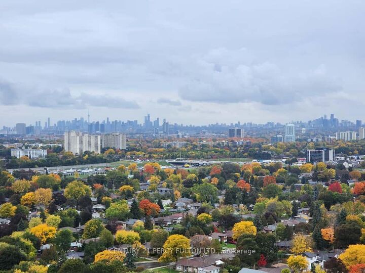 3260 Sheppard Avenue E 2402  Toronto ON M1T 0B5 photo