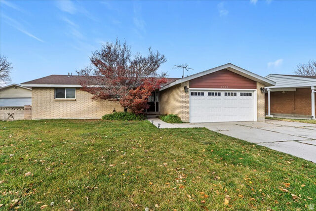 Property Photo: 4912 W Trail Ave UT 84120