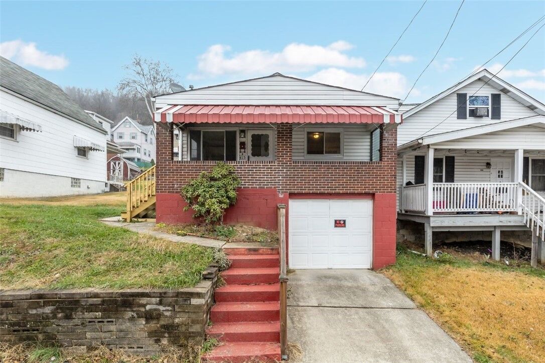 Property Photo: 415 Euclid Ave PA 15045