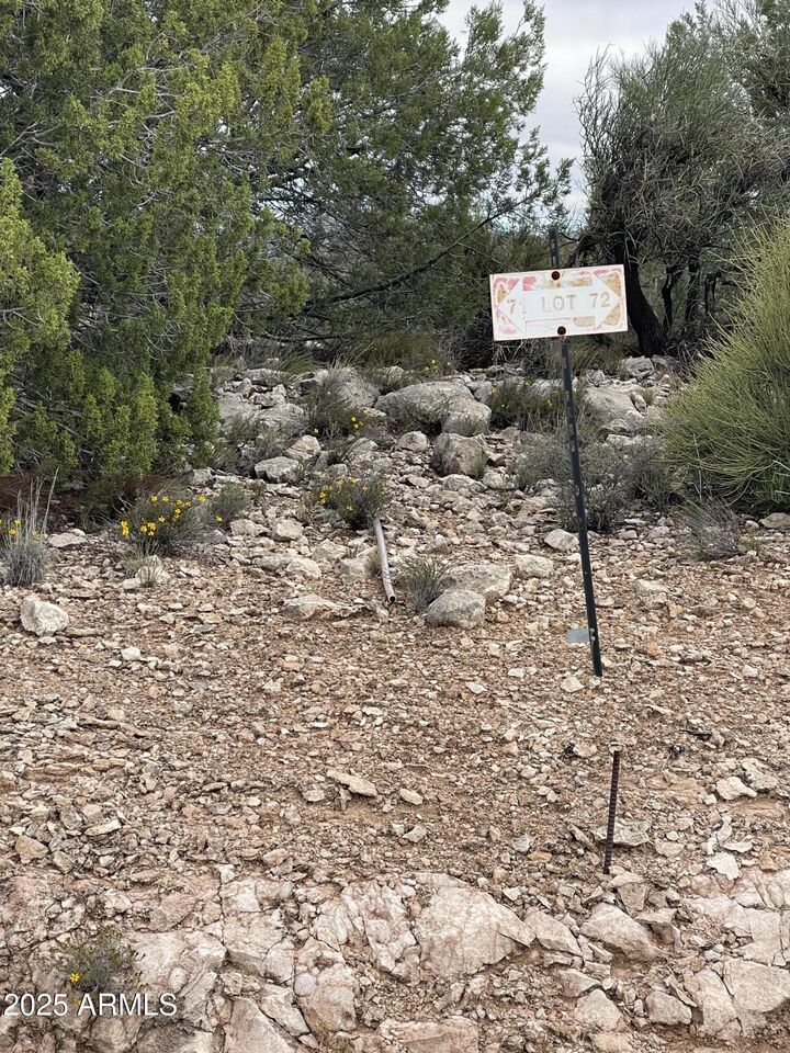 Property Photo:  4750 E Crazy Horse Circle 71  AZ 86335 