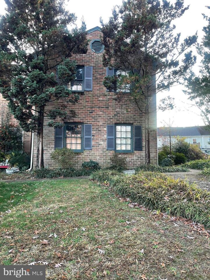 Property Photo:  727 Olde Greenwich Circle  VA 22408 