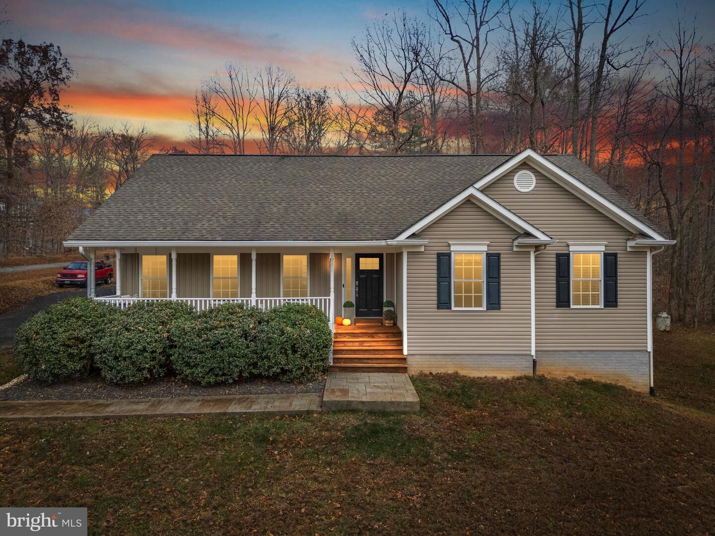Property Photo: 1522 Meander Run Road VA 22948