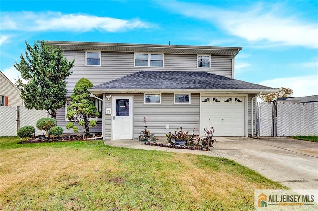 Property Photo:  85 Whitman Street  NJ 07008 