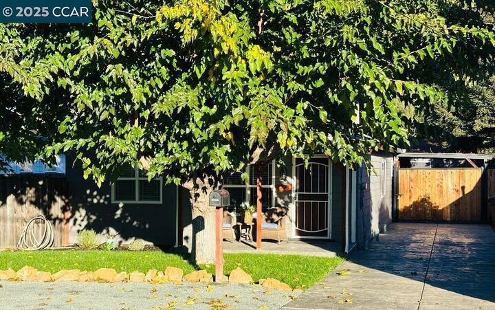 Property Photo:  4245 Valley Ave  CA 94553 