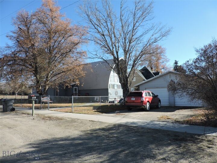 Property Photo:  110 E Hamilton  MT 59749 