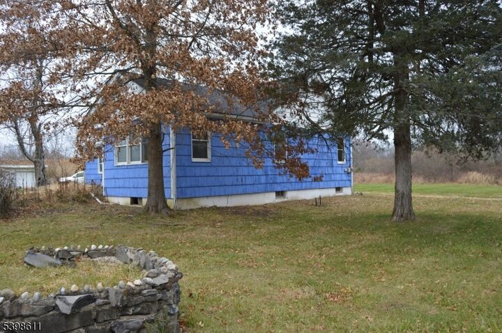 Property Photo:  92 Oak Grove Rd  NJ 08822 